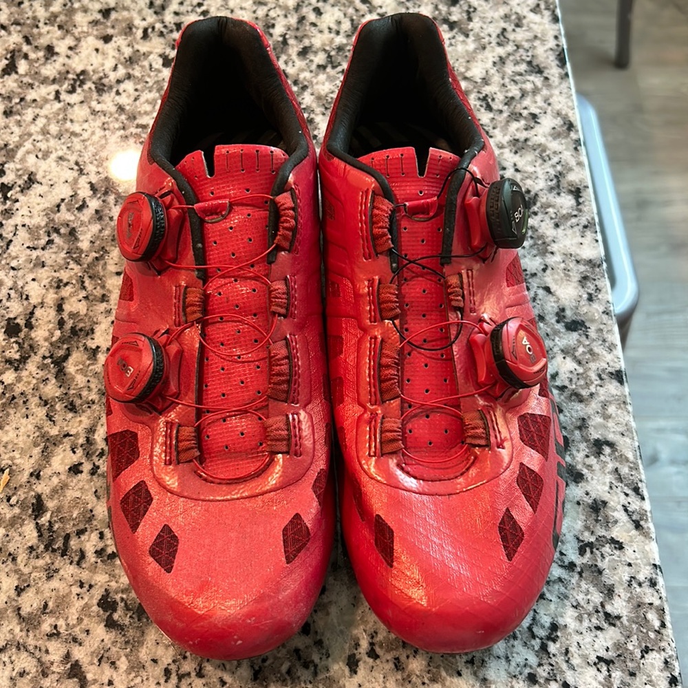 Giro Imperial cycling shoes Red